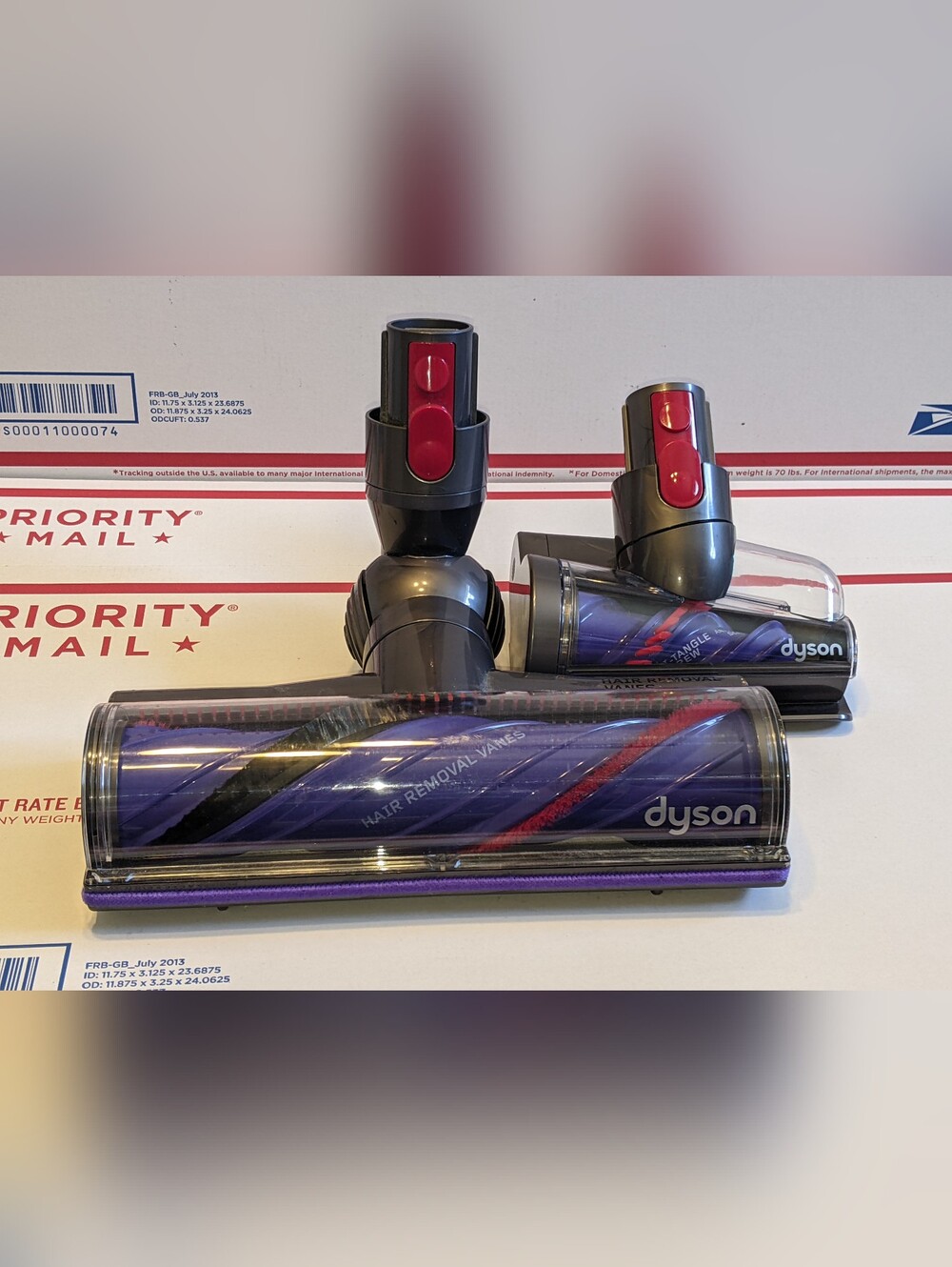 DYSON V12 Motorbar Cleaner Head Hair Removal Vanes #388388 & #3436314 NEW